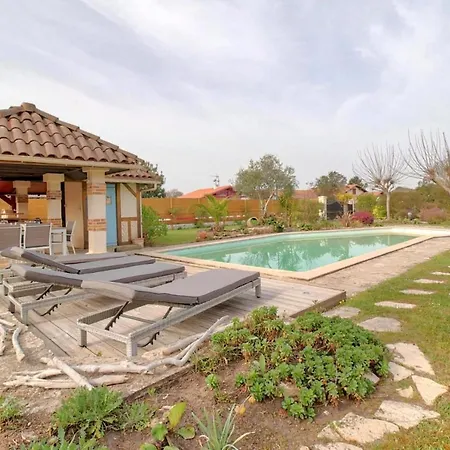 230 M2 With Garden De And Ocean * Leon